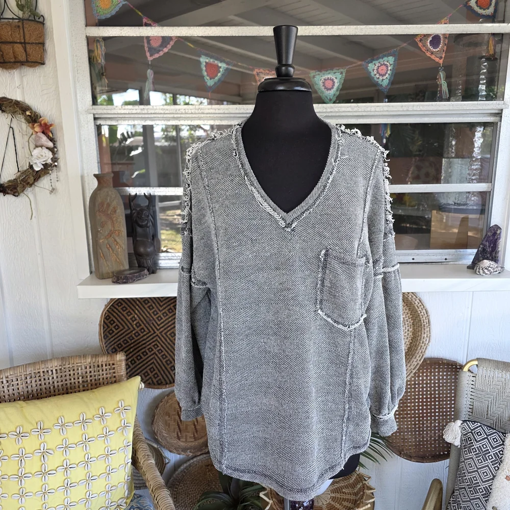 Mustard Seed Gray Distressed V-Neck Sweatshirt Cozy Fringe Pullover - Picture 11 of 13